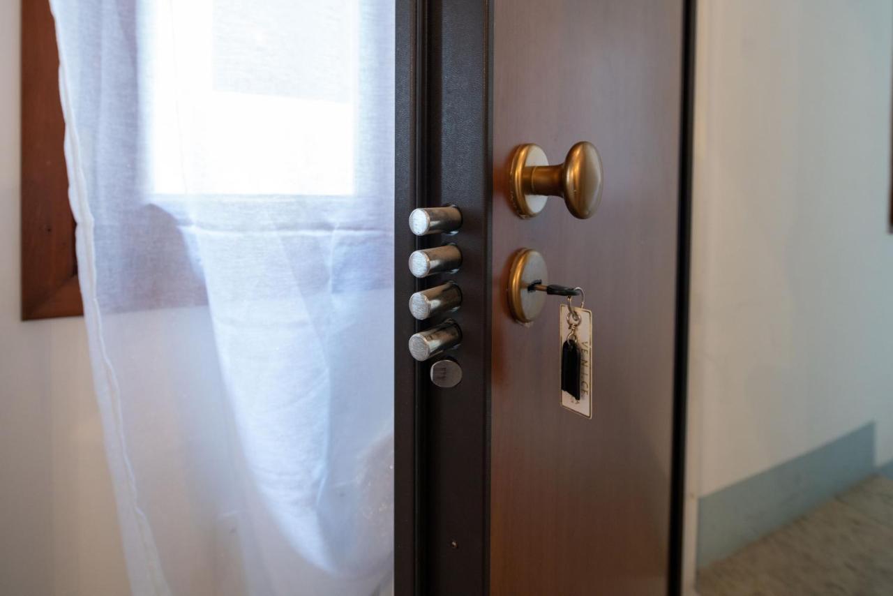 Ve.n.i.ce. Cera Ca' De La Mandola Appartement *